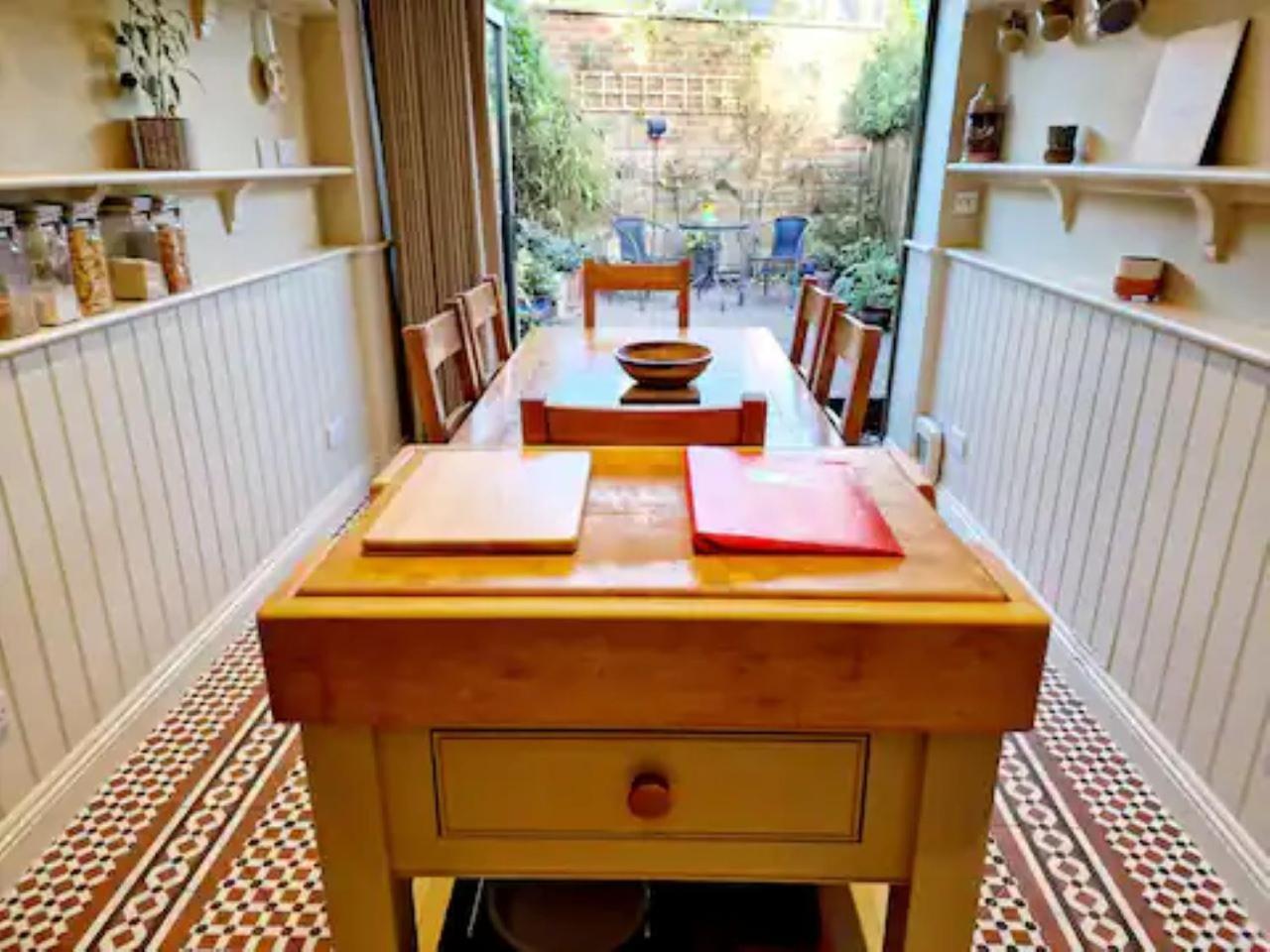 Jackdaw Cottage-Beautiful Cottage, Town Centre Wimborne Minster Exteriör bild